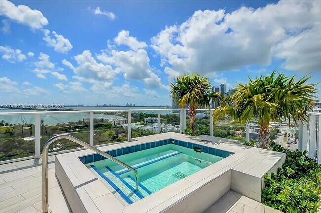 Building Photo - 4250 Biscayne Blvd