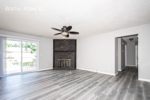 Building Photo - 15211 Navaho-