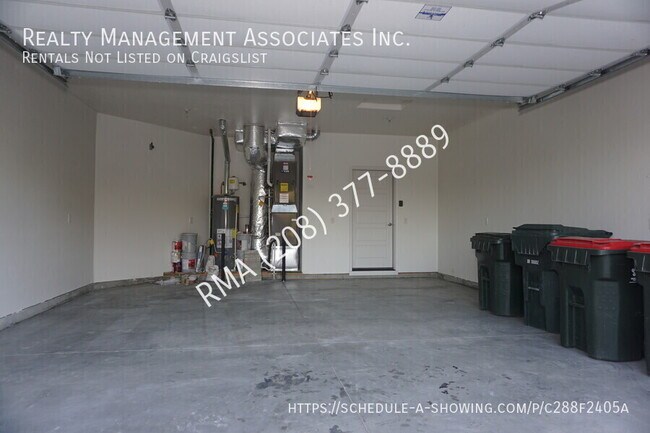 Building Photo - 5074 N Cortona Way