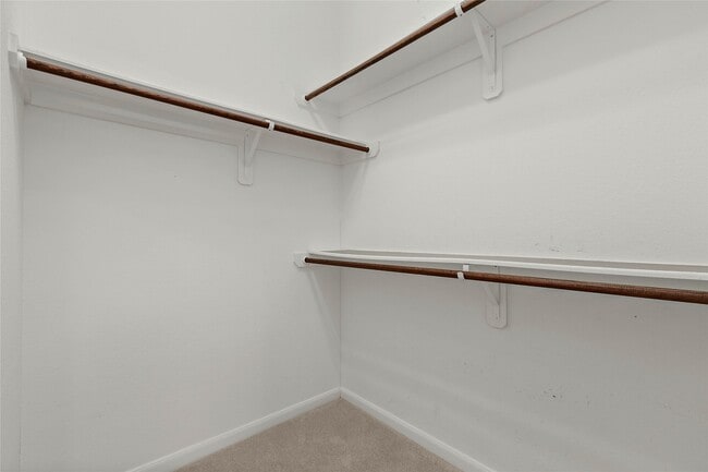 Building Photo - 35 E Wolf Cabin Cir