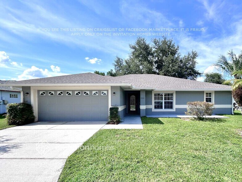 Primary Photo - 3035 Weston Pl