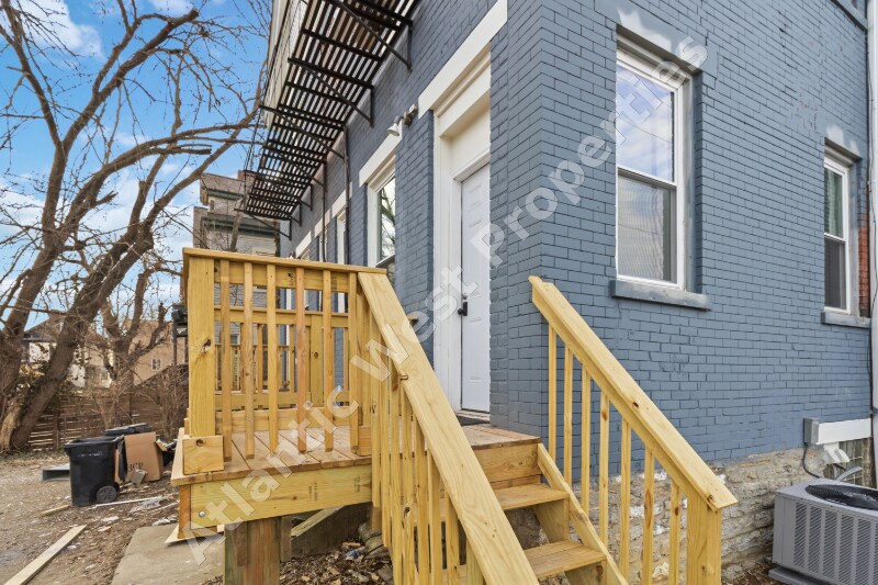 Building Photo - 1512 Blair Ave