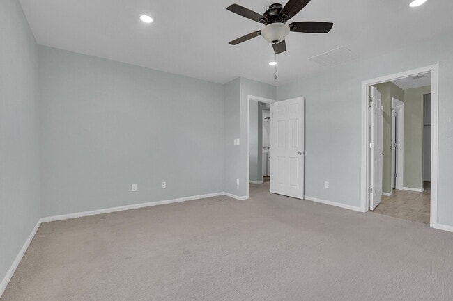 Building Photo - $2,395.95- 3 Bed, 2.5 Bath Townhome with Central AC, and In Unit Laundry!