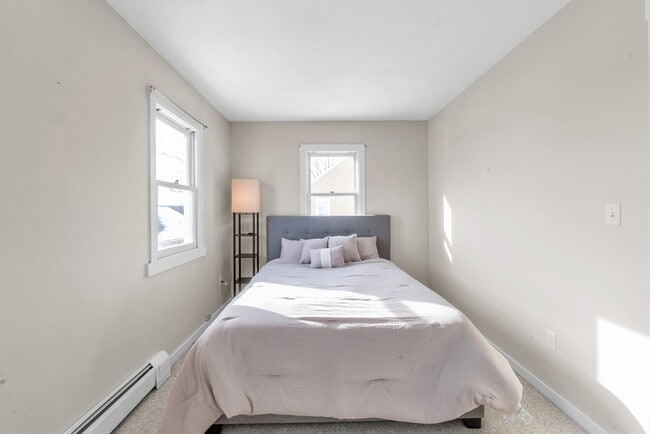 Building Photo - 18 Merlin Ct