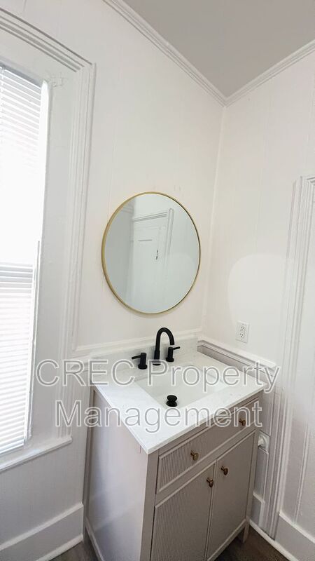 Building Photo - 115 Ashley Ave