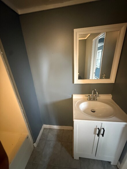 Building Photo - 311 Arnold Rd