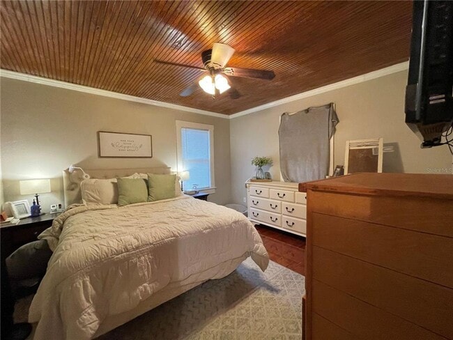 Building Photo - Adorable 2 bed/ 1 bath home in Seffner!!