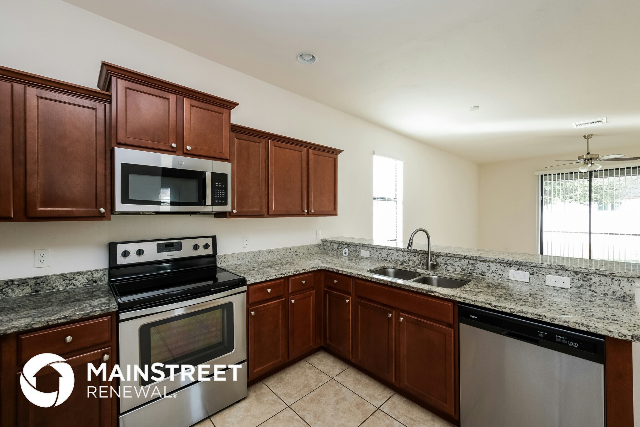 Building Photo - 1631 SW 25th Ln