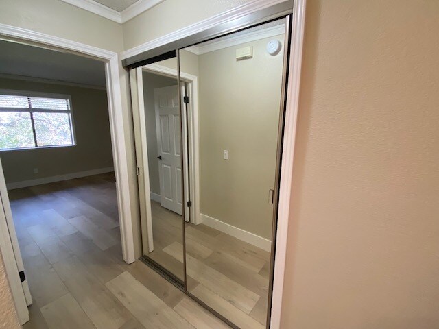 Building Photo - 13017 Lincoln Way