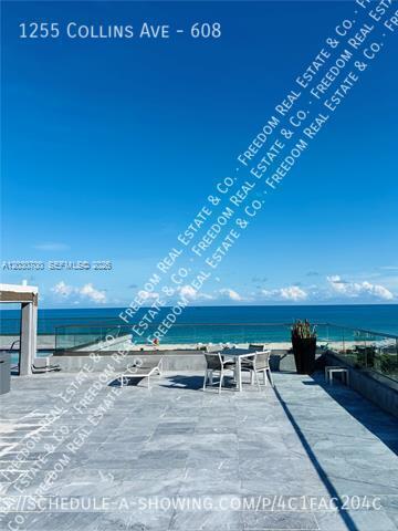 Building Photo - 1255 Collins Ave