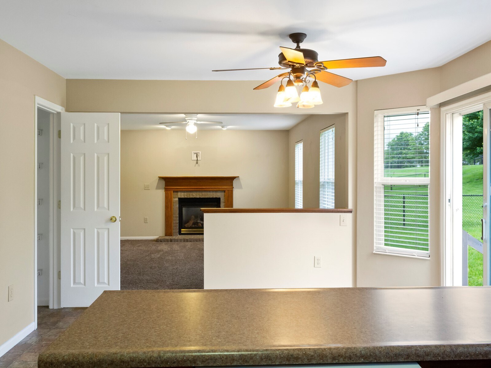 Building Photo - 1528 Marietta Dr