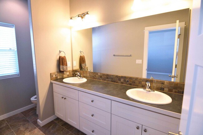 Building Photo - Norton Ranch Single-Family-Detached Home