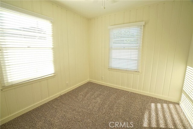 Building Photo - 4285 Oakwood Pl