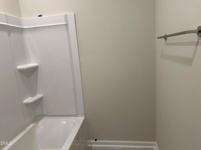 Building Photo - 11 Allgood St