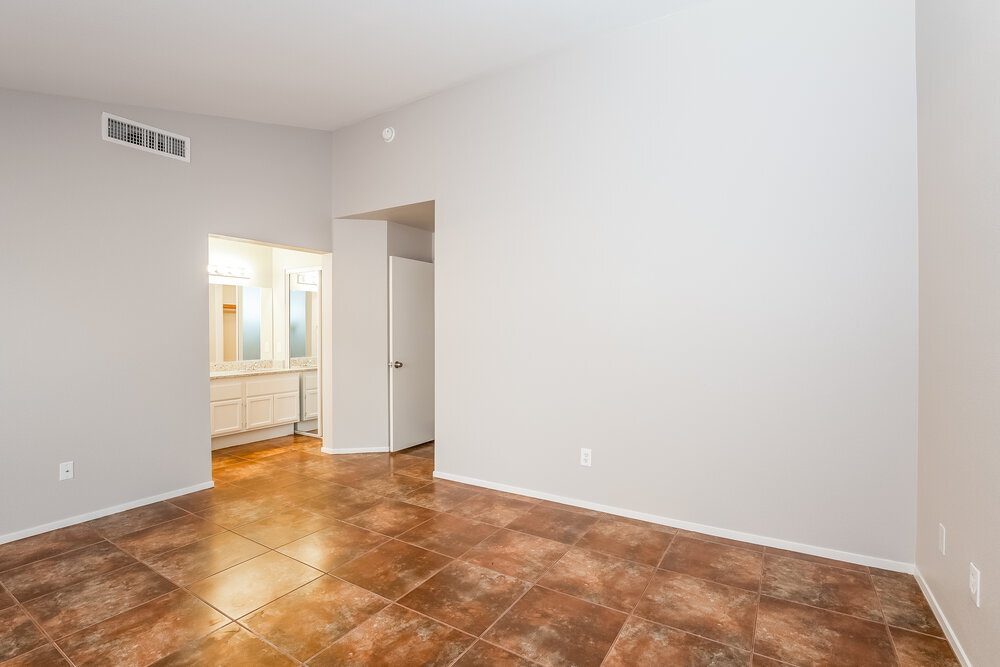 Building Photo - 1621 Running Creek Dr