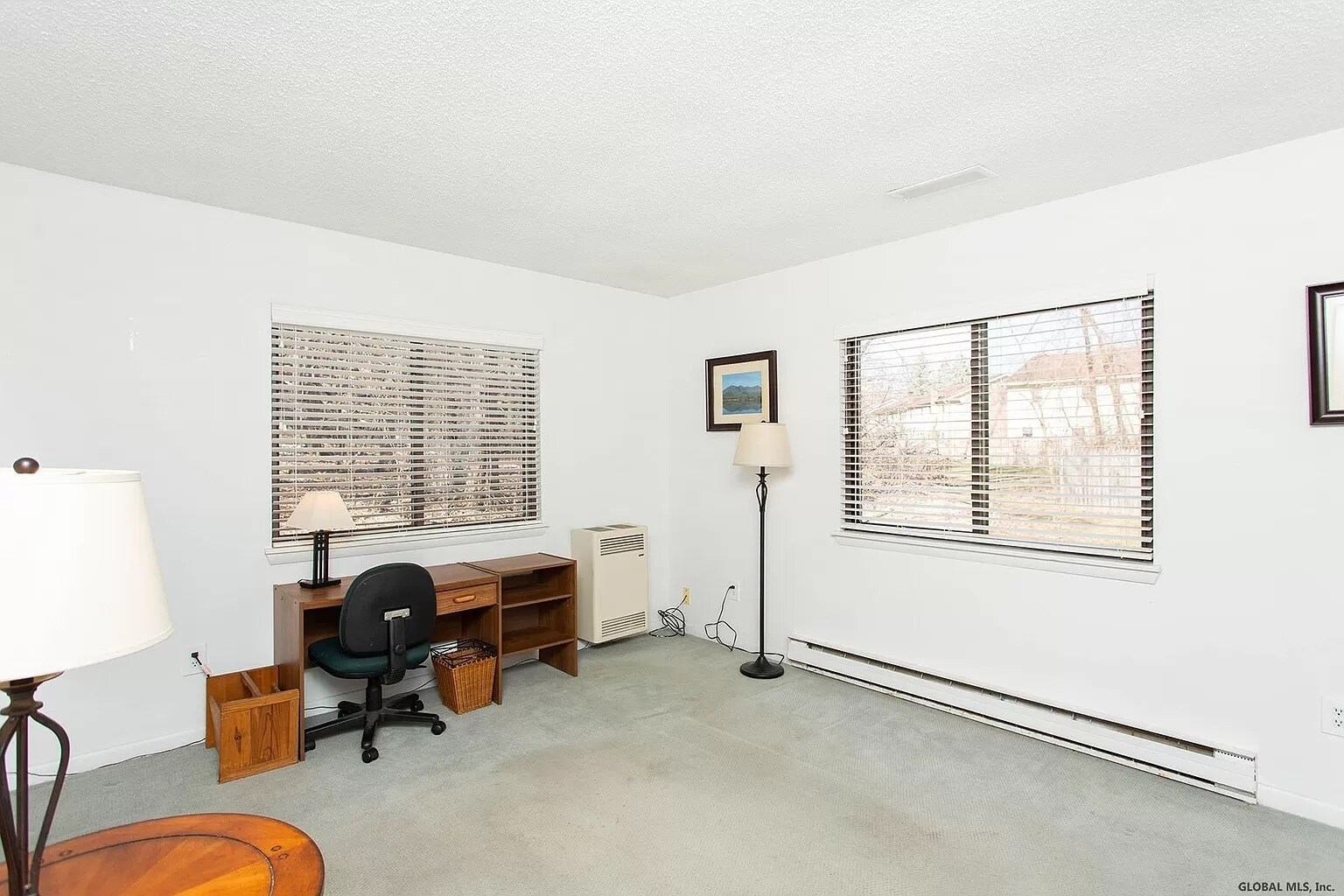 Building Photo - 82 Crestwood Ter