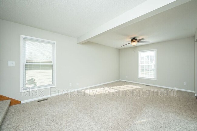Building Photo - 6943 Brookview Dr