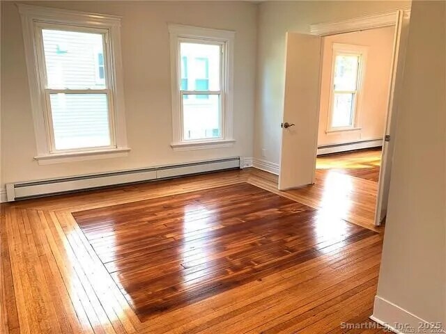 Building Photo - 19 Madison St