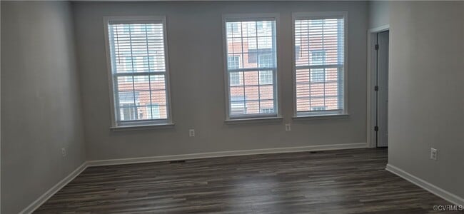 Building Photo - 8127 Wistar Creek Mews