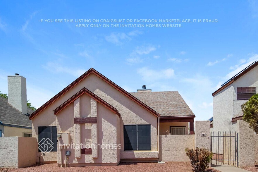 Building Photo - 2106 W Monona Dr