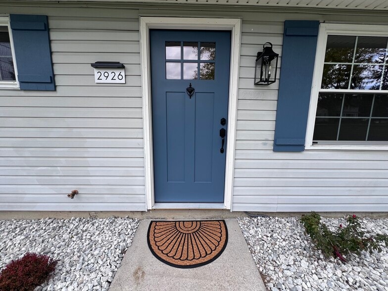 Building Photo - 2926 W Breese Rd