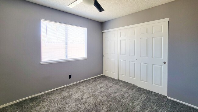 Building Photo - 8525 Del Rey Ave