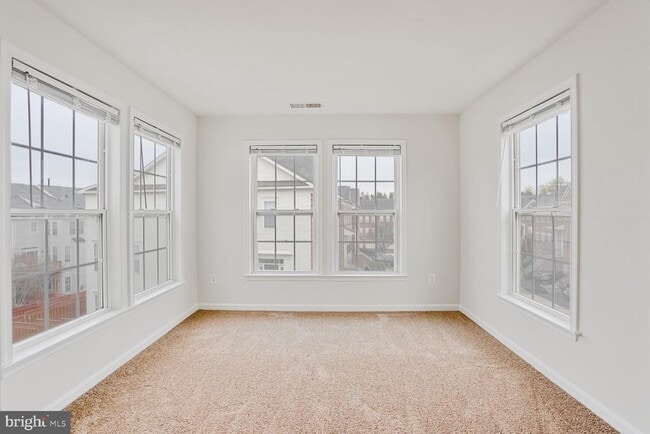Building Photo - 22062 Dilworth Square