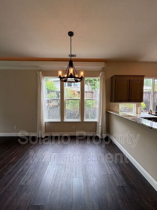 Building Photo - 2833 Prestwick Ct