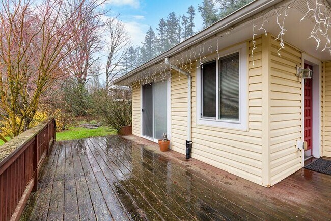 Building Photo - 9702 SW Brookside Dr