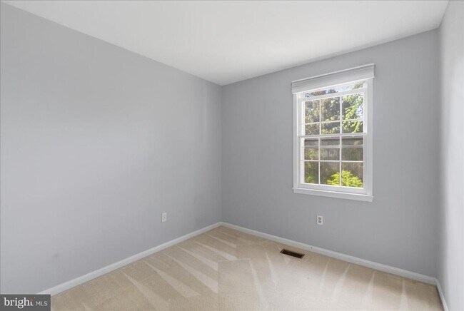 Building Photo - 2988 Valera Ct