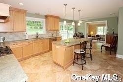 Building Photo - 165 Circle Rd