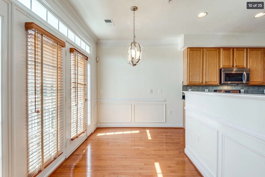 Building Photo - 2458 Curie Ct