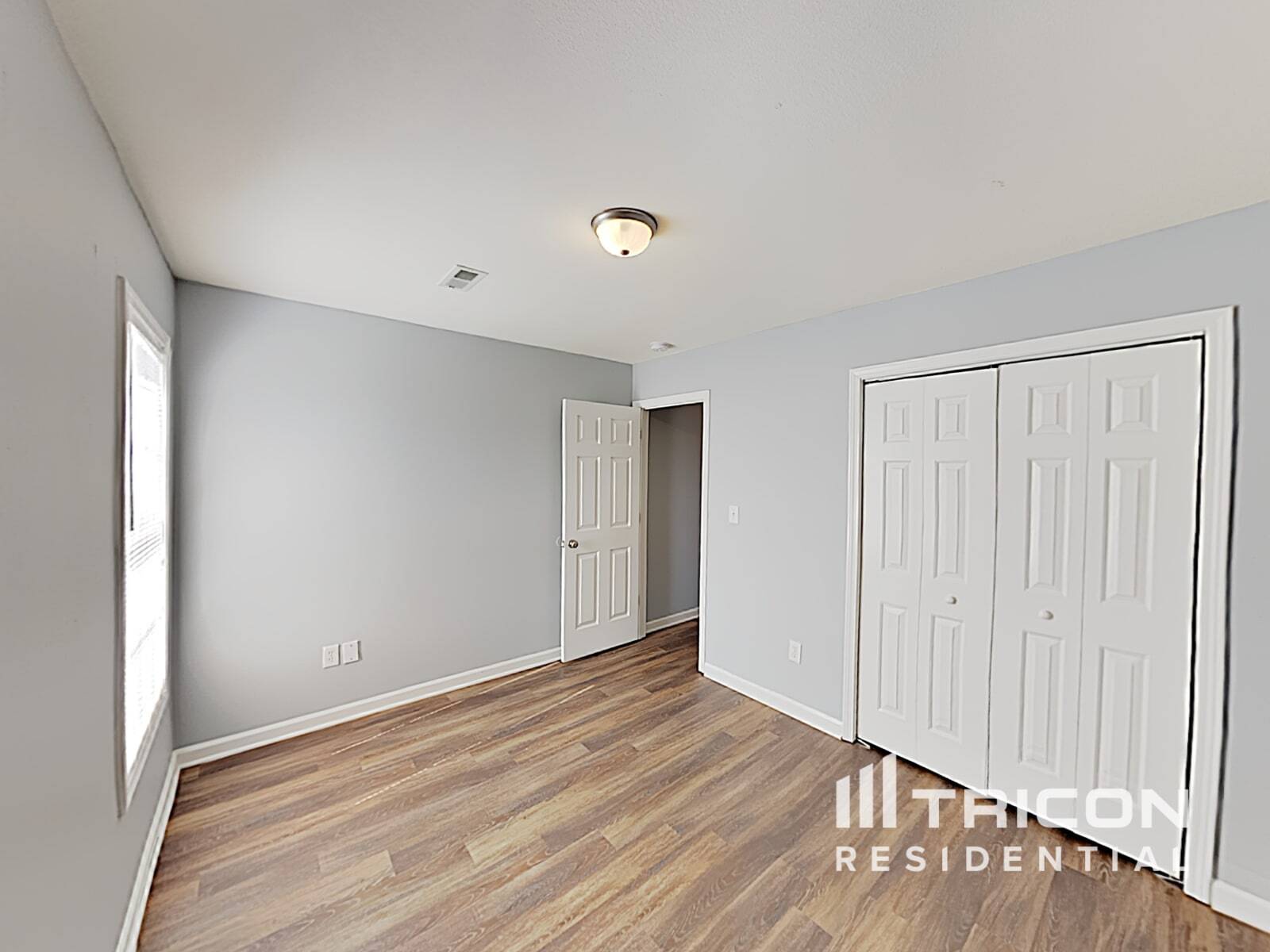 Building Photo - 1130 Waverly Pl Dr