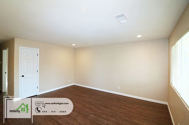 Building Photo - 3653 Polaris Way