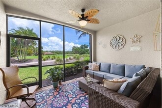 Building Photo - 9844 Venezia Cir
