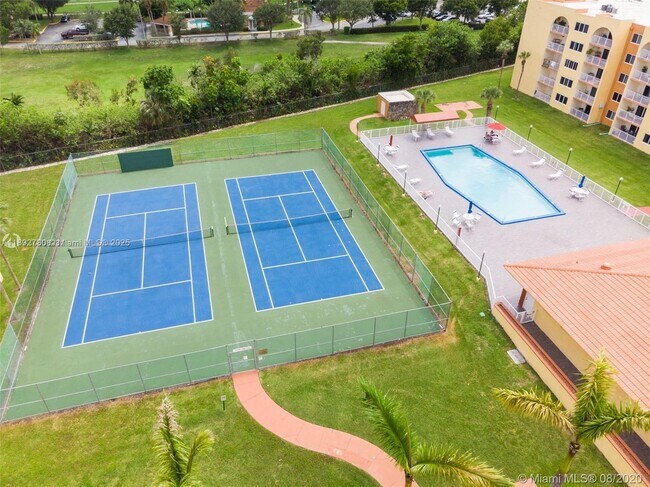 Building Photo - 7010 NW 186th St