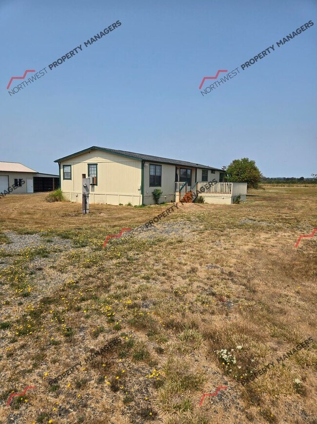 Building Photo - 389 Spencer Rd