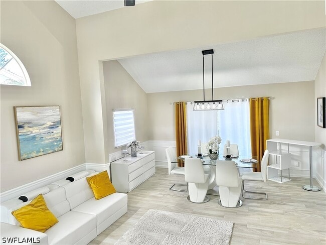 Building Photo - 3639 Kent Dr