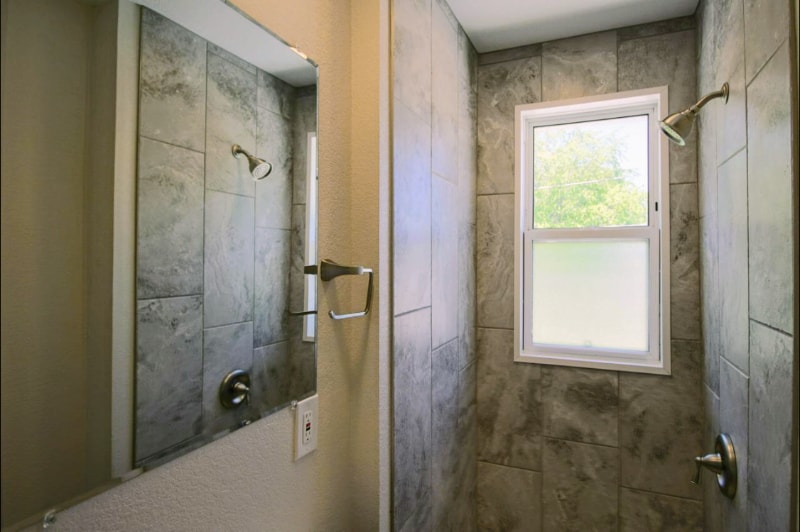 Building Photo - 4023 E Elm Rd