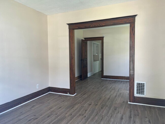 Building Photo - 21 Lehigh Ave