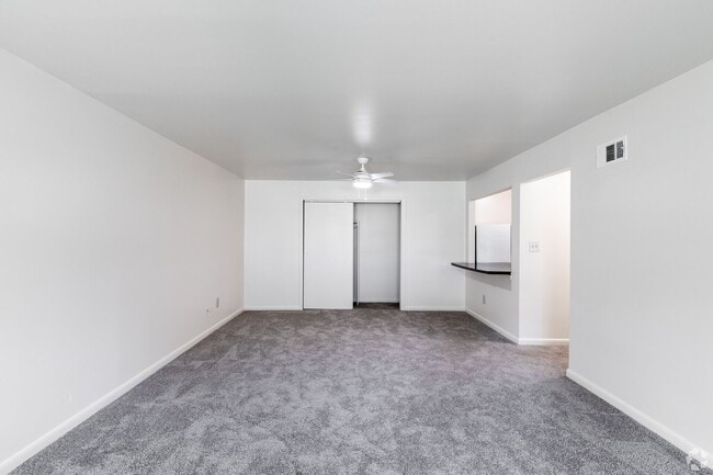 Building Photo - Emerald Pond Estates | 2 bedroom, 1 Bathro...