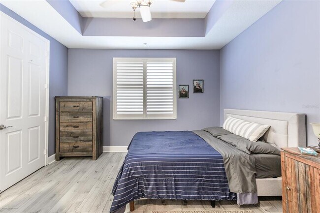 Building Photo - 10300 Tarpon Landings Terrace