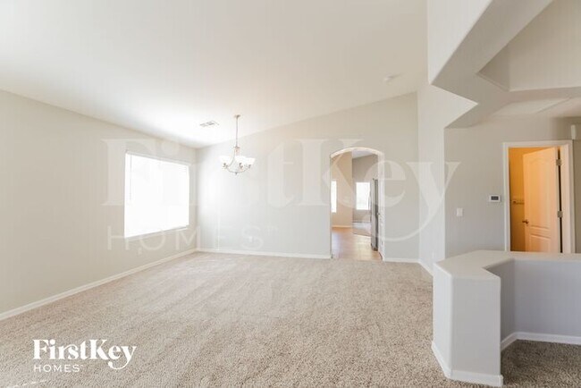 Building Photo - 6120 S 53rd Dr