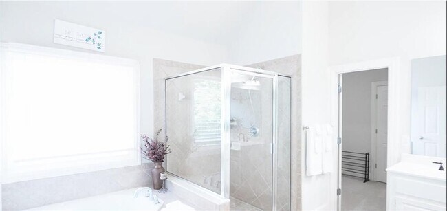 Building Photo - 2911 Willowstone Dr