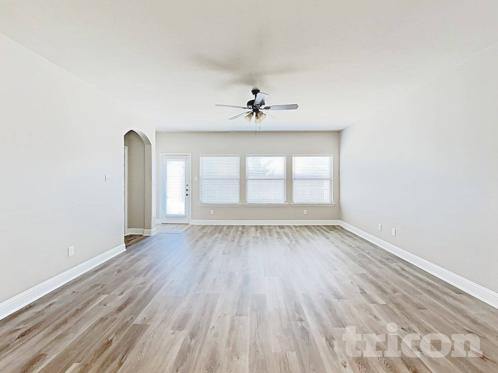 Building Photo - 7708 Cottonwood Dr