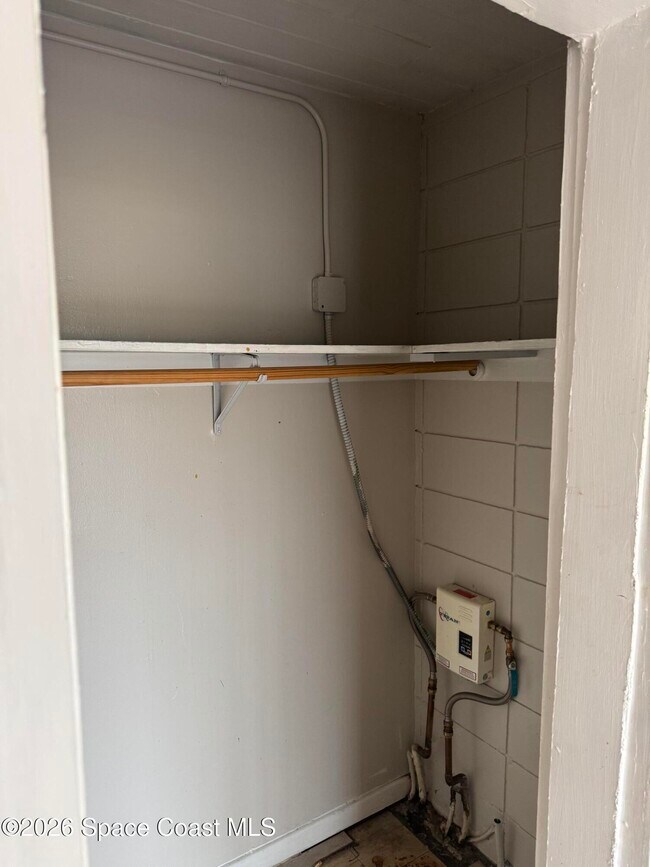 Building Photo - 1010 N Fiske Blvd