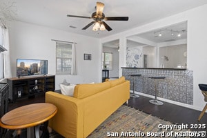 Building Photo - 508 Blanco Rd