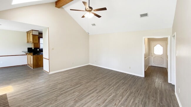 Building Photo - 2901 Pueblo Ct S