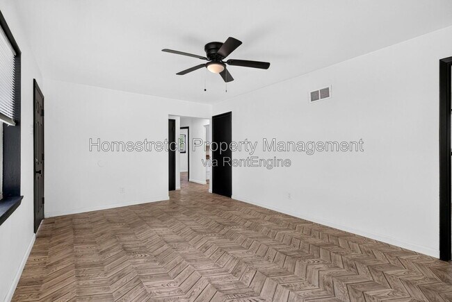 Building Photo - 5544 Sapphire Ave