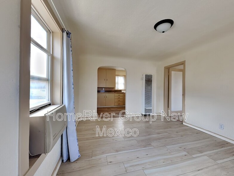 Building Photo - 4419 10th St NW